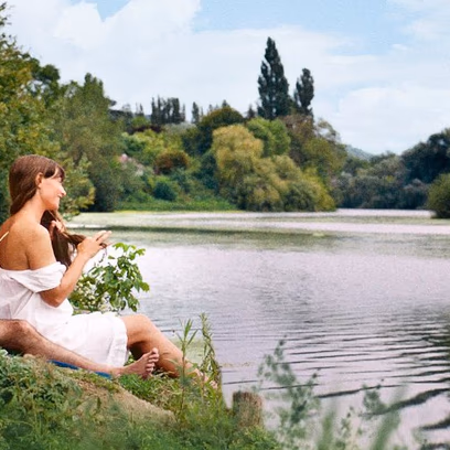 מחוץ לפריים