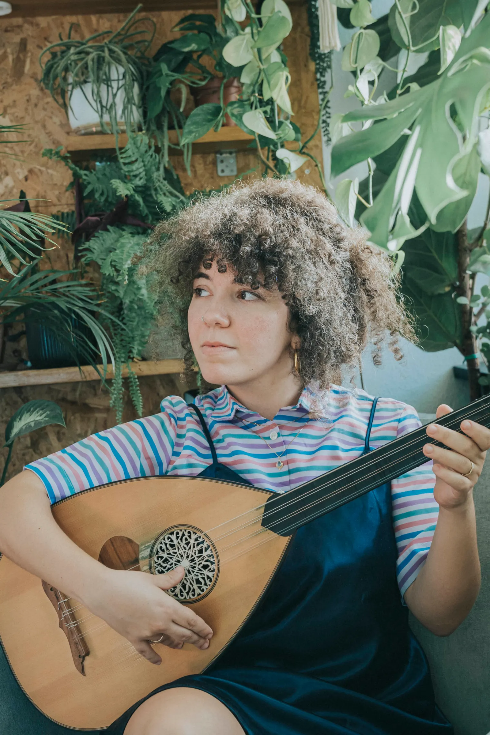 עירית רוז שרון / שנתיים למכשפה