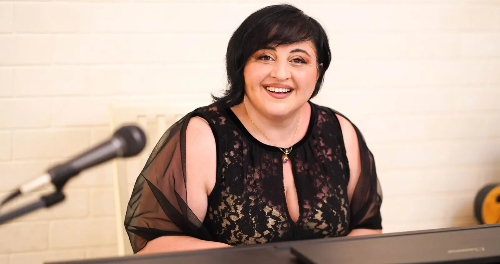 Vanda – Wholeness Moments