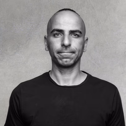 אסף מור יוסף ~ מופע סטנדאפ ~ מארח חברים