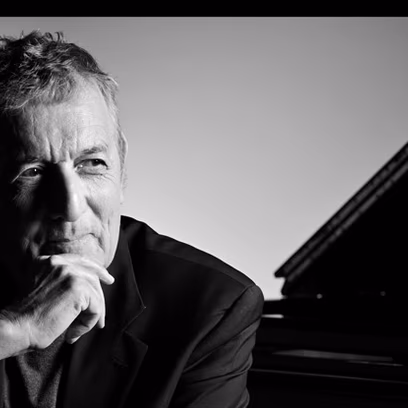 יוני רכטר בהופעה