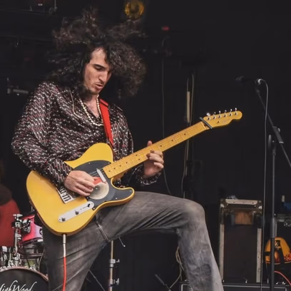 הופעת סולו של אלמוג עינב